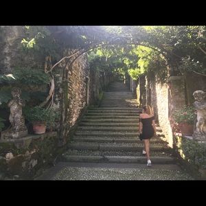 Meet your Posher, Victoria